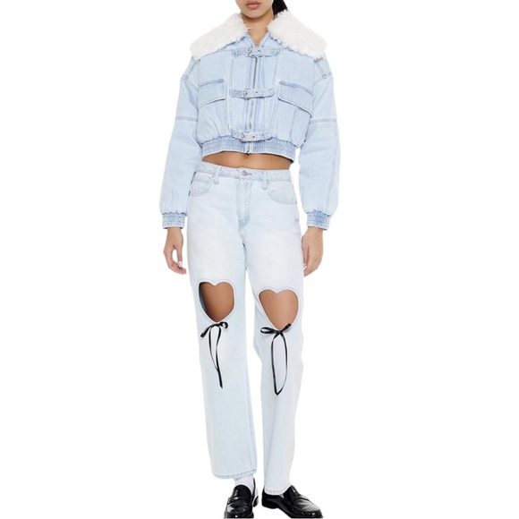 NWT! 0X Light Blue Denim Jacket with White Fur Collar - Picture 3 of 13